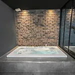 Apartment Zen & Jacuzzi - Parenthese De Detente Nouveau! Day Use!