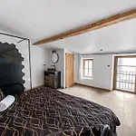 Apartment Zen & Jacuzzi - Parenthese De Detente Nouveau! Day Use! Clermont-Ferrand