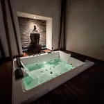 Zen & Jacuzzi - Parenthese De Detente Nouveau! Day Use! * Clermont-Ferrand